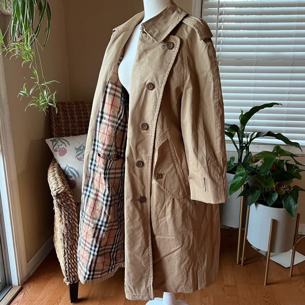 Authentic Vintage Burberry London Trench Coat Classic